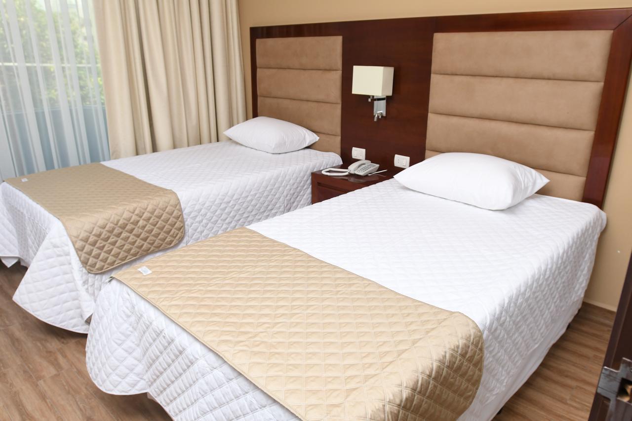 Taos Apart Hotel 圣克鲁斯 外观 照片