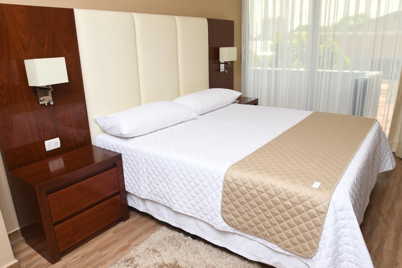 Taos Apart Hotel 圣克鲁斯 外观 照片
