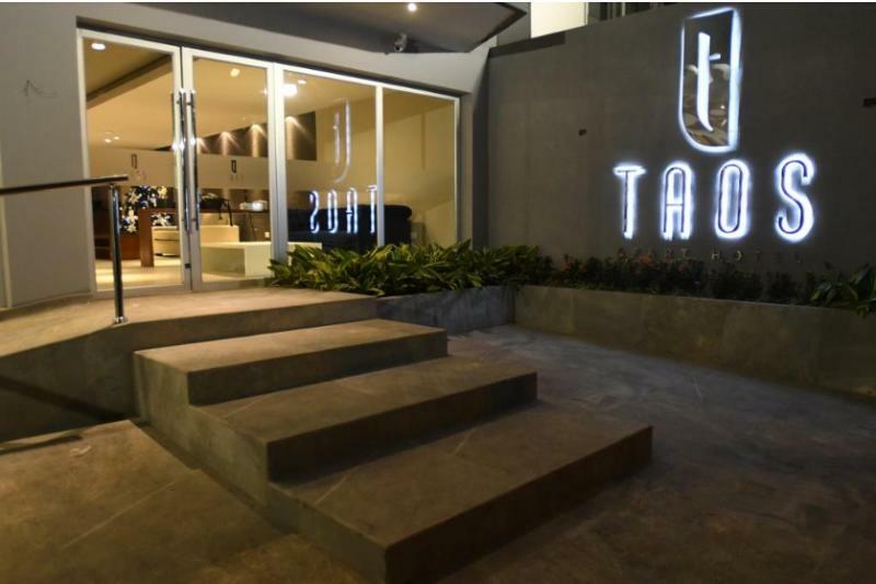 Taos Apart Hotel 圣克鲁斯 外观 照片
